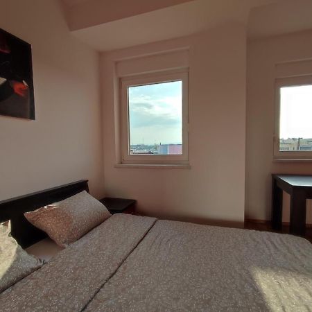Appartamento Apartman Ana Bosanska Gradiska Esterno foto